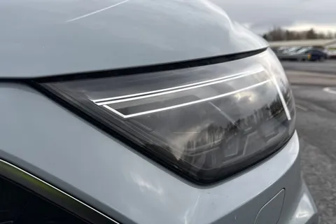  Audi A1 1.0 TFSI 30 S line Sportback S Tronic Euro 6 (s/s) 5dr Thumbnail #27