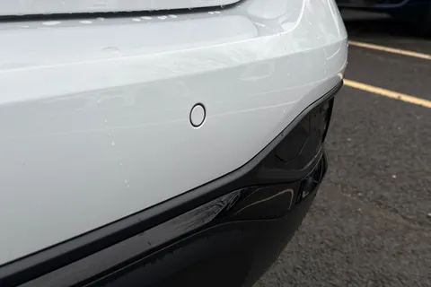  Audi A6 Avant 2.0 TDI Edition 1 S Tronic quattro Euro 6 (s/s) 5dr Thumbnail #31