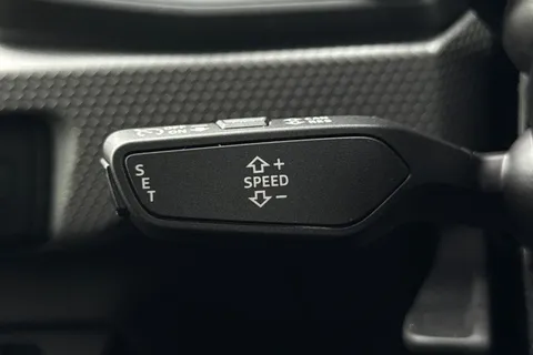  Audi A1 1.0 TFSI 30 S line Sportback S Tronic Euro 6 (s/s) 5dr Thumbnail #33