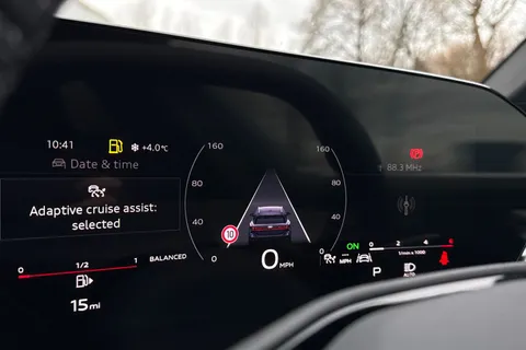  Audi A6 Avant 2.0 TDI Edition 1 S Tronic quattro Euro 6 (s/s) 5dr Thumbnail #38