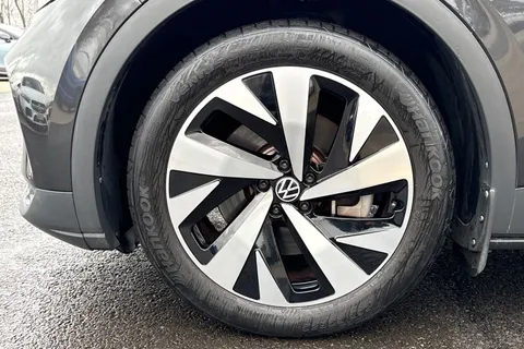 MA21VHB Volkswagen ID.4 150kW 1ST Edition Pro Performance 77kWh 5dr Auto Thumbnail #13