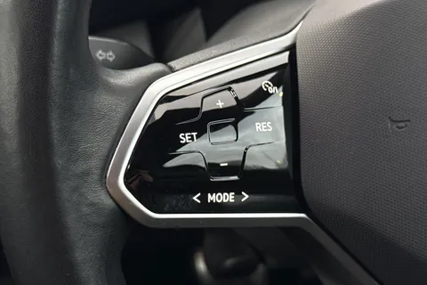 MA21VHB Volkswagen ID.4 150kW 1ST Edition Pro Performance 77kWh 5dr Auto Thumbnail #33