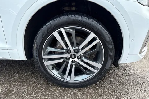 LO73YOD Audi Q5 40 TDI Quattro S Line 5dr S Tronic Thumbnail #13