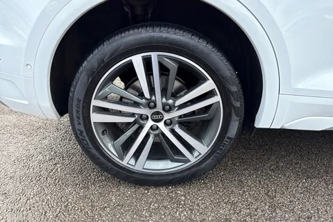LO73YOD Audi Q5 40 TDI Quattro S Line 5dr S Tronic Thumbnail #14