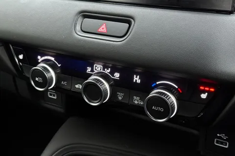 PL73XUD Honda HR-V 1.5 eHEV Elegance 5dr CVT Thumbnail #22