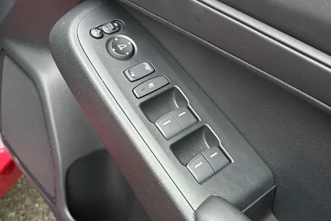 PL73XUD Honda HR-V 1.5 eHEV Elegance 5dr CVT Thumbnail #24