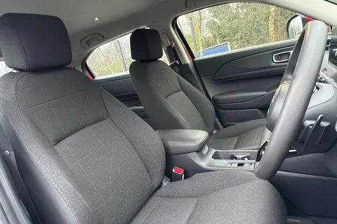 PL73XUD Honda HR-V 1.5 eHEV Elegance 5dr CVT Thumbnail #25