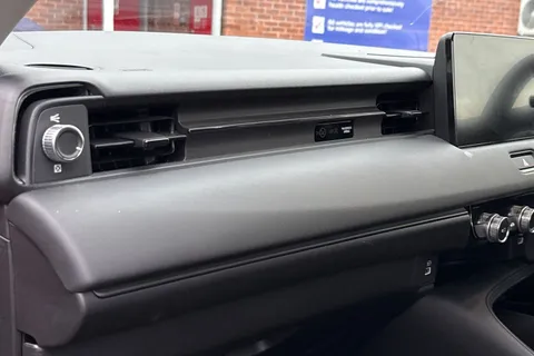 PL73XUD Honda HR-V 1.5 eHEV Elegance 5dr CVT Thumbnail #34