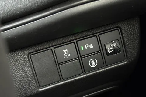 PL73XUD Honda HR-V 1.5 eHEV Elegance 5dr CVT Thumbnail #39