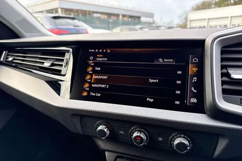 WJ24HXF Audi A1 25 TFSI Sport 5dr Thumbnail #32