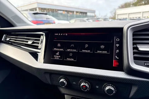 WJ24HXF Audi A1 25 TFSI Sport 5dr Thumbnail #37