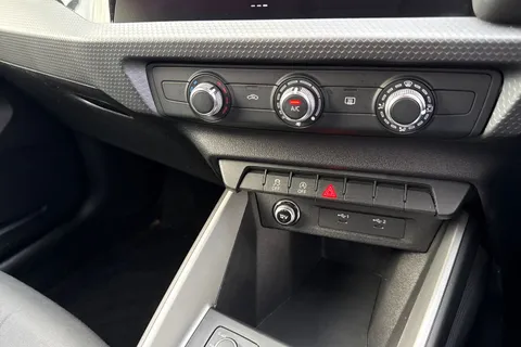 WJ24HXF Audi A1 25 TFSI Sport 5dr Thumbnail #46