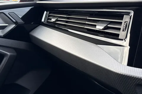 WJ24HXF Audi A1 25 TFSI Sport 5dr Thumbnail #48