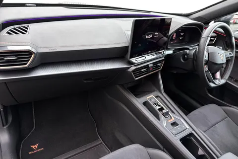 LY25UJH CUPRA Formentor 1.5 eTSI 150 V2 5dr DSG Thumbnail #16