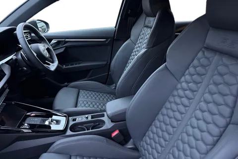 KS75BWE Audi A3 (A7) 2.5 TFSI Carbon Black Sportback 5dr Petrol S Tronic quattro Euro 6 (s/s) (400 ps) Thumbnail #17