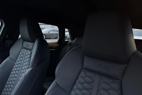 KS75BWE Audi A3 (A7) 2.5 TFSI Carbon Black Sportback 5dr Petrol S Tronic quattro Euro 6 (s/s) (400 ps) Thumbnail #25