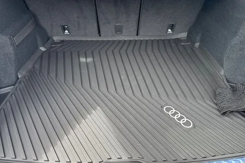 DC25OLA Audi Q5 SUV S line TDI quattro 204 PS S tronic Thumbnail #6