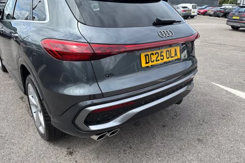 DC25OLA Audi Q5 SUV S line TDI quattro 204 PS S tronic Thumbnail #7