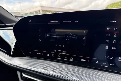 DC25OLA Audi Q5 SUV S line TDI quattro 204 PS S tronic Thumbnail #21