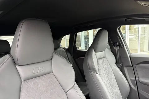 PY25HKA Audi Q5 2.0 TFSI Quattro Edition 1 5dr S Tronic Thumbnail #25