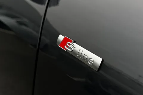 PY25HKA Audi Q5 2.0 TFSI Quattro Edition 1 5dr S Tronic Thumbnail #28