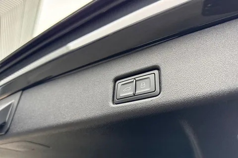 PY25HKA Audi Q5 2.0 TFSI Quattro Edition 1 5dr S Tronic Thumbnail #39