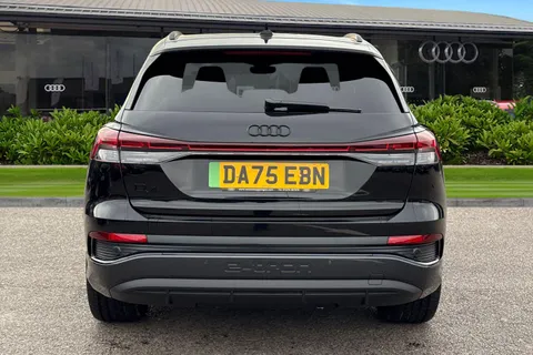 DA75EBN Audi Q4 e-tron Q4  Black Edition 35 e-tron  125,00 kW Thumbnail #5