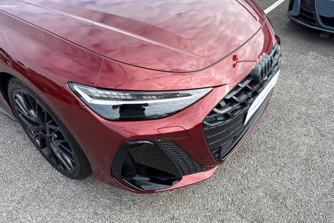 DE75ZND Audi A6 Saloon Launch Edition TDI quattro 204 PS S tronic Thumbnail #10