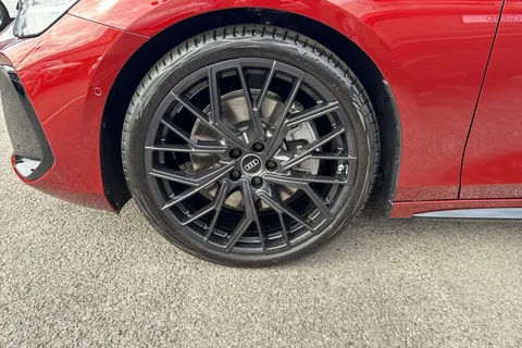 DE75ZND Audi A6 Saloon Launch Edition TDI quattro 204 PS S tronic Thumbnail #11