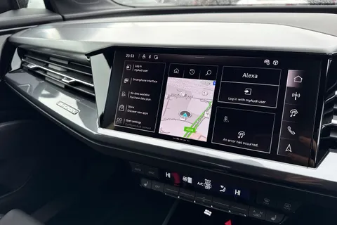 DG75XRK Audi Q4 125kW 35 55kWh Black Edition 5dr Auto Thumbnail #32