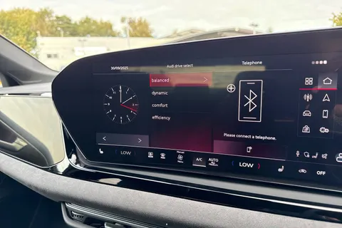 DE75ZND Audi A6 Saloon Launch Edition TDI quattro 204 PS S tronic Thumbnail #33