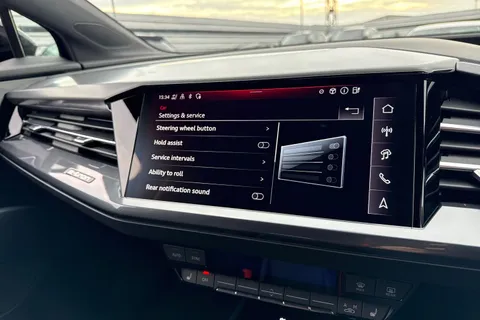 DA75EBN Audi Q4 e-tron Q4  Black Edition 35 e-tron  125,00 kW Thumbnail #49