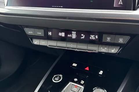 DG75XRK Audi Q4 125kW 35 55kWh Black Edition 5dr Auto Thumbnail #55