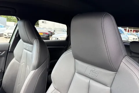 DK75URX Audi A3 2.0 TDI 150 Black Edition 5dr S Tronic Thumbnail #23