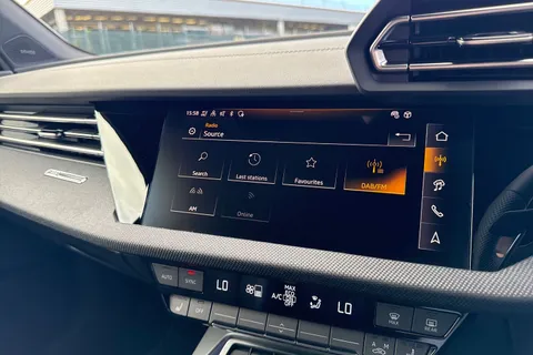 DK75URX Audi A3 2.0 TDI 150 Black Edition 5dr S Tronic Thumbnail #34