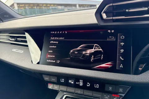 DK75URX Audi A3 2.0 TDI 150 Black Edition 5dr S Tronic Thumbnail #42