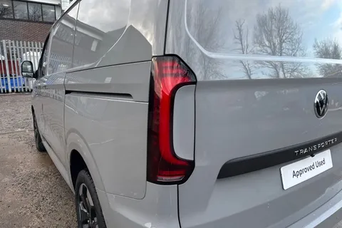 PF75AWJ Volkswagen Transporter 2.0 TDI 110 Commerce Pro Van Thumbnail #7