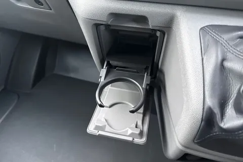 PF75AWJ Volkswagen Transporter 2.0 TDI 110 Commerce Pro Van Thumbnail #28