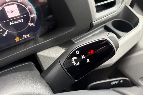 PJ75VBP Volkswagen Crafter CR35 Panel van Commerce LWB 140 PS 2.0 TDI 8sp Automatic FWD Thumbnail #22