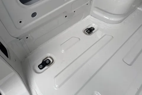 PJ75VBP Volkswagen Crafter CR35 Panel van Commerce LWB 140 PS 2.0 TDI 8sp Automatic FWD Thumbnail #37