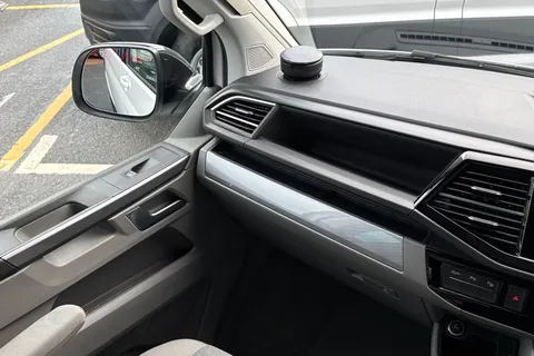 19 of 63 for Volkswagen California 2.0 TDI Ocean 4dr DSG Sport Pack