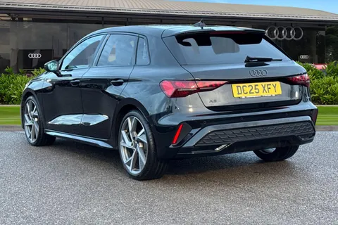 DC25XFY Audi A3 Black Edition 35 TFSI  150 PS S tronic Thumbnail #3