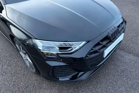 DC25XFY Audi A3 Black Edition 35 TFSI  150 PS S tronic Thumbnail #10