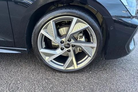 DC25XFY Audi A3 Black Edition 35 TFSI  150 PS S tronic Thumbnail #11