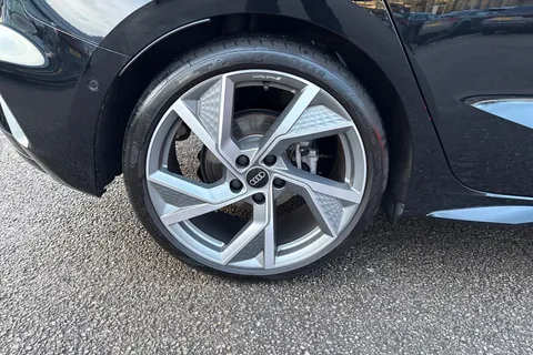 DC25XFY Audi A3 Black Edition 35 TFSI  150 PS S tronic Thumbnail #12