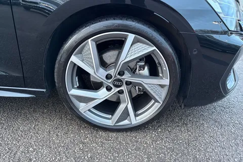 DC25XFY Audi A3 Black Edition 35 TFSI  150 PS S tronic Thumbnail #13