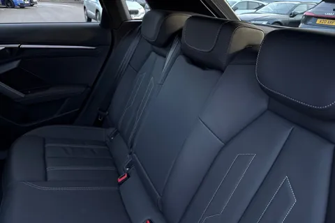 DC25XFY Audi A3 Black Edition 35 TFSI  150 PS S tronic Thumbnail #20