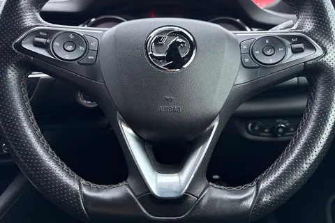 DU68UZV Vauxhall Insignia 2.0 Turbo D BlueInjection SRi VX Line Nav Grand Sport Euro 6 (s/s) 5dr Thumbnail #31