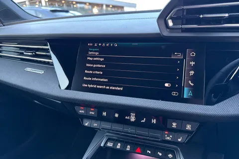 DC25XFY Audi A3 Black Edition 35 TFSI  150 PS S tronic Thumbnail #37