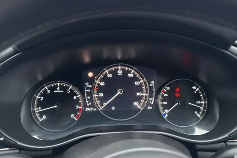 LS21YBL Mazda Mazda3 2.0 e-SKYACTIV-X MHEV GT Sport Tech Euro 6 (s/s) 5dr Thumbnail #30